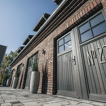 The No 50 - Kostenfreies Parken! - Cafe & Eventrooms