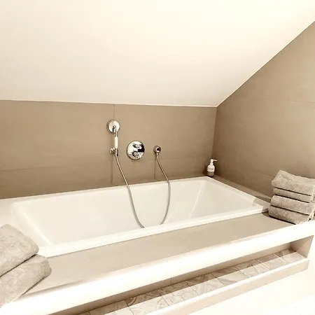 Ξενοδοχείο The No 50 4*