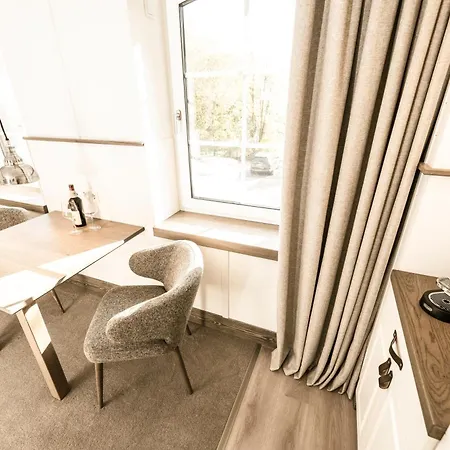 The No 50 - Kostenfreies Parken! - Cafe & Eventrooms