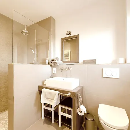 Hotel The No 50 - Kostenfreies Parken! - Cafe & Eventrooms Osnabrück