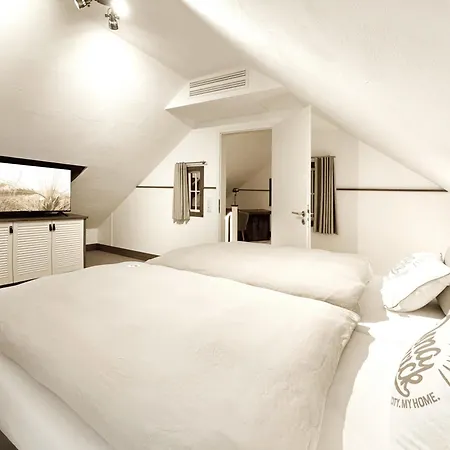 Hotel The No 50 - Kostenfreies Parken! - Cafe & Eventrooms